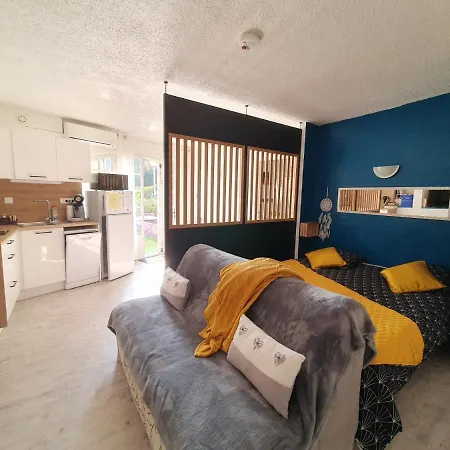 Apartment Le Mas Synae- Studio Cosy Pour Deux A Sainte- Maxime Sainte-Maxime