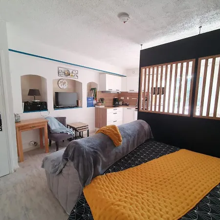 Le Mas Synae- Studio Cosy Pour Deux A Sainte- Maxime *