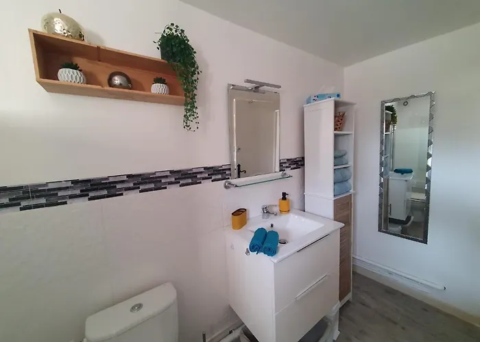 Synae- Cosy Pour Deux A Sainte- Maxime