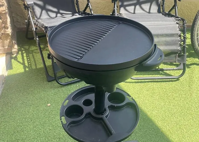 Synae- Joli Classe 3etoiles Avec Terrasse Et Piscine Apartment