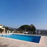 Synae- Joli Classe 3etoiles Avec Terrasse Et Piscine *