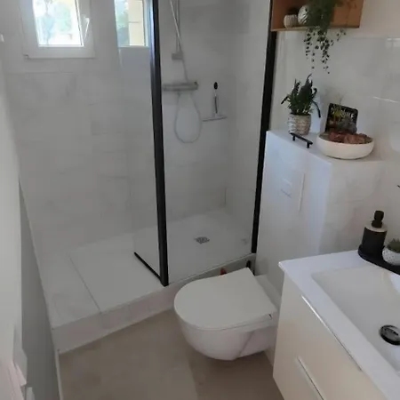 Appartement Joli Classé 3étoiles Avec Terrasse, Piscine, Place De Parking Privée Syana Sainte-Maxime