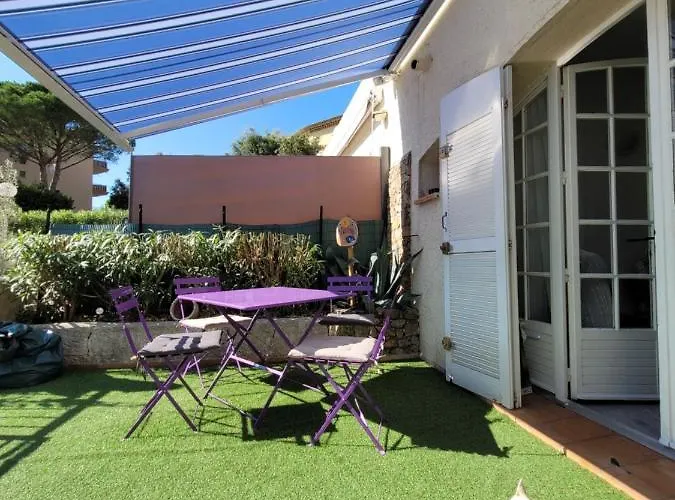Appartement Pour Escapade à Deux, Sainte- Maxime Synae *