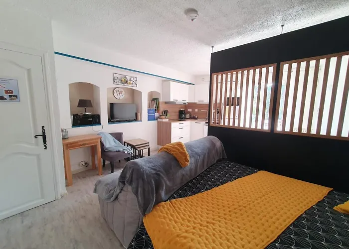 Synae- Cosy Pour Deux A Sainte- Maxime *