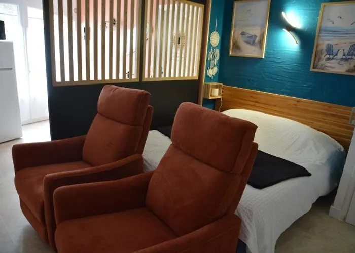 Appartement Synae- Joli Classe 3etoiles Avec Terrasse Et Piscine Sainte-Maxime